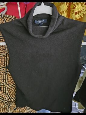 Burberry Black Sleeveless Turtleneck Top